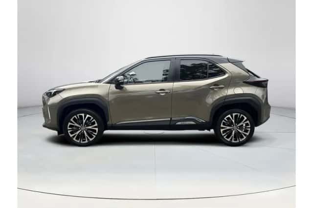 Toyota Yaris Cross (2023) thumbnail 2