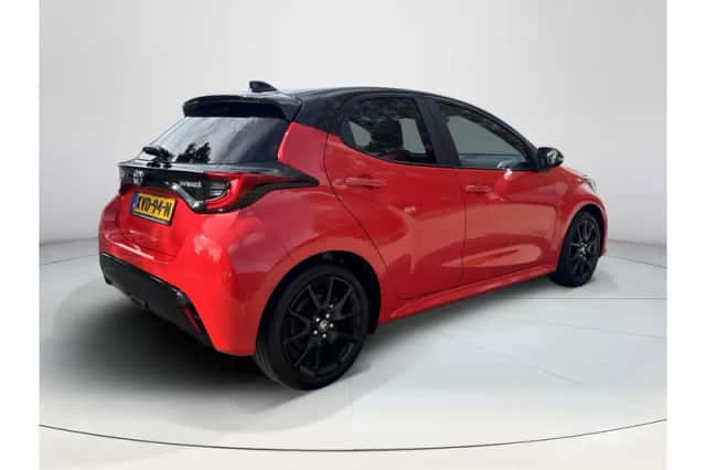 Toyota Yaris (2022) thumbnail 5