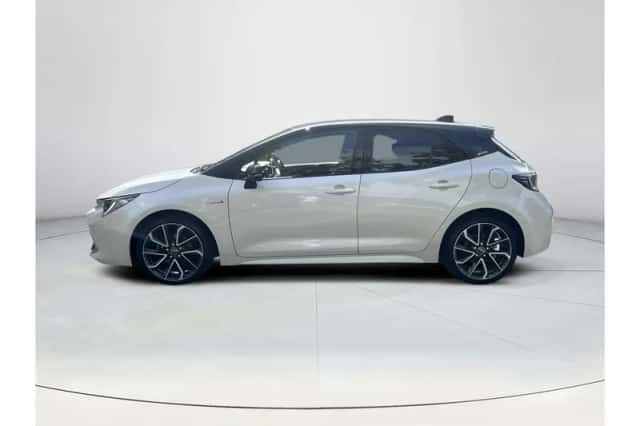 Toyota Corolla (2019) thumbnail 2