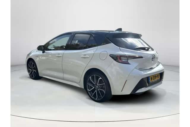 Toyota Corolla (2019) thumbnail 3