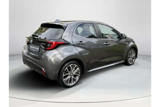 Toyota Yaris (2021) thumbnail 6