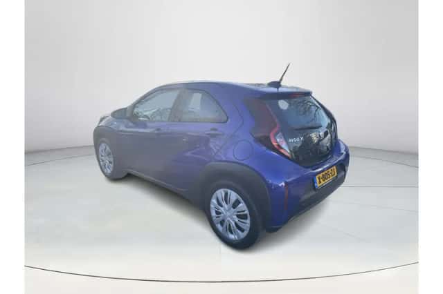 Toyota Aygo X (2024) thumbnail 2