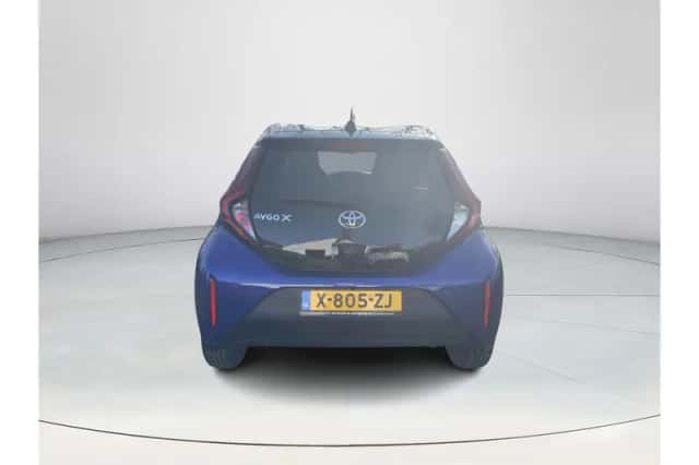 Toyota Aygo X (2024) thumbnail 4
