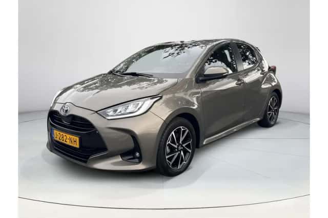 Toyota Yaris (2020) thumbnail 1