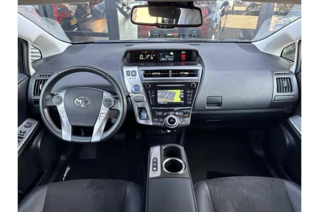 Toyota Prius (2019) thumbnail 6
