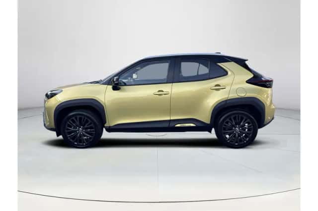 Toyota Yaris Cross (2022) thumbnail 2