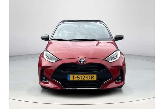 Toyota Yaris (2023) thumbnail 4