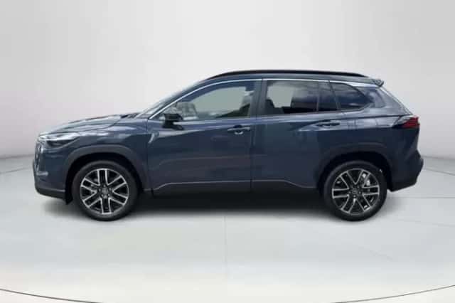 Toyota Corolla Cross (2026) thumbnail 2