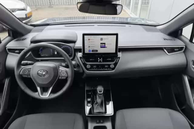 Toyota Corolla Cross (2026) thumbnail 6