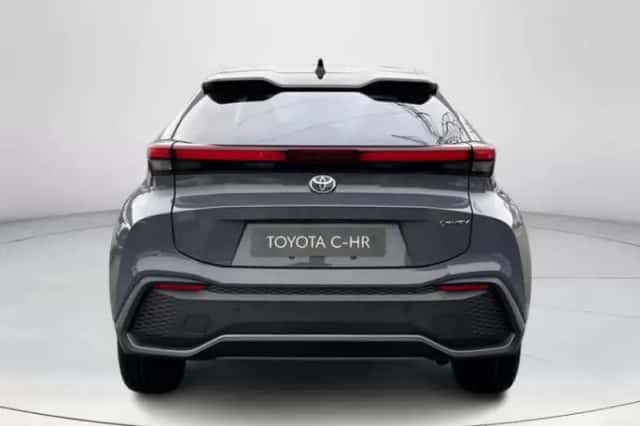 Toyota C-HR (2026) thumbnail 5