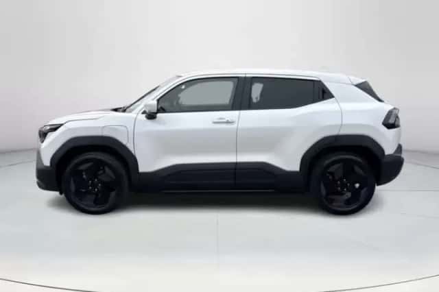 Suzuki e-Vitara (2026) thumbnail 2