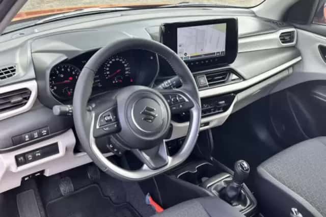 Suzuki Swift (2026) thumbnail 6