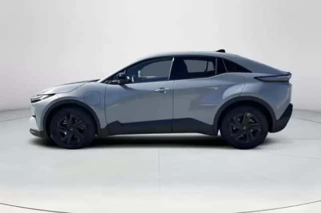 Toyota C-HR+ (2026) thumbnail 2