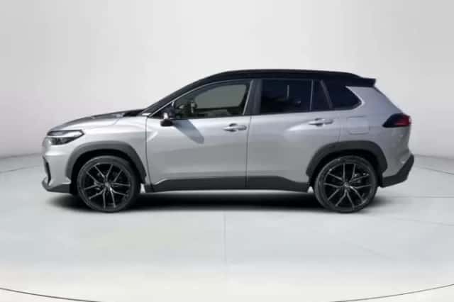 Toyota Corolla Cross (2026) thumbnail 3