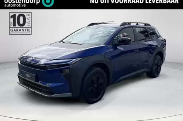 Toyota bZ4X (2026) thumbnail 1