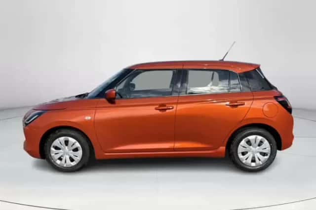 Suzuki Swift (2026) thumbnail 2
