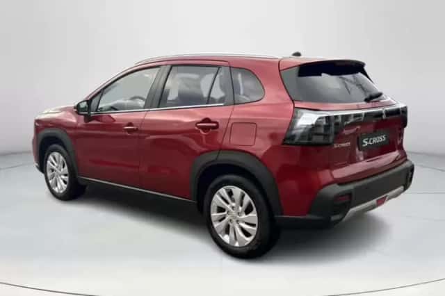 Suzuki S-Cross (2026) thumbnail 3