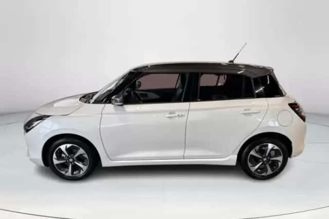 Suzuki Swift (2026) thumbnail 2