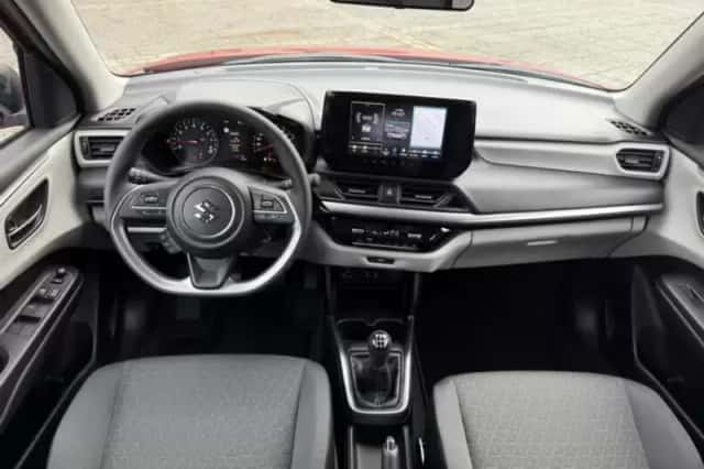 Suzuki Swift (2026) thumbnail 6