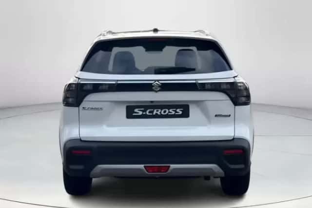 Suzuki S-Cross (2026) thumbnail 5