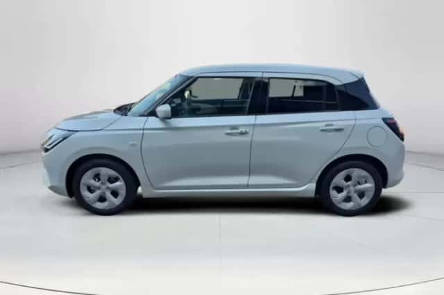 Suzuki Swift (2026) thumbnail 2