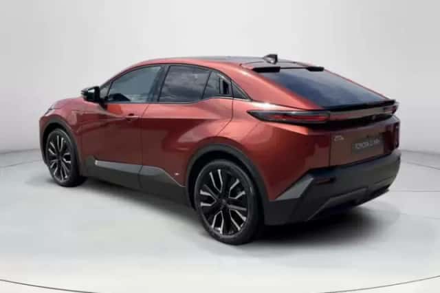 Toyota C-HR+ (2026) thumbnail 3