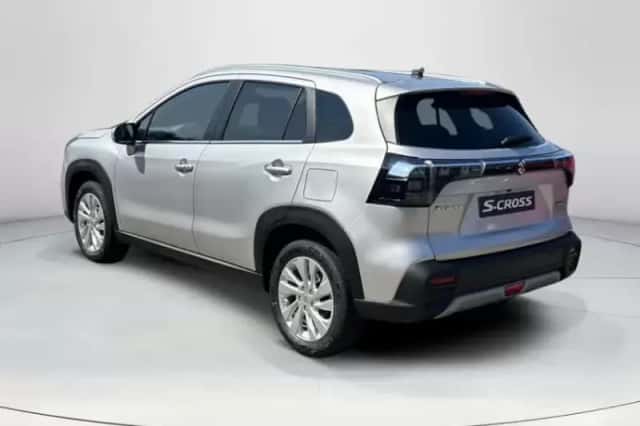 Suzuki S-Cross (2026) thumbnail 3