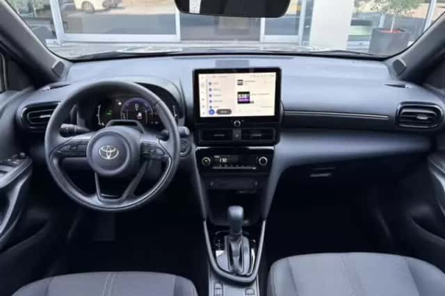 Toyota Yaris Cross (2026) thumbnail 6