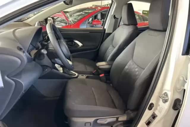 Toyota Yaris (2026) thumbnail 6