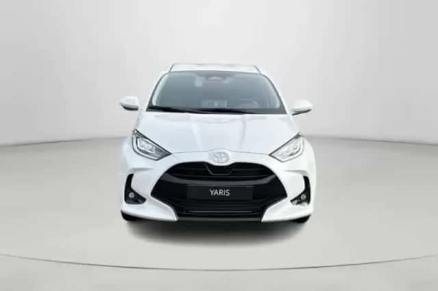 Toyota Yaris (2025) thumbnail 3