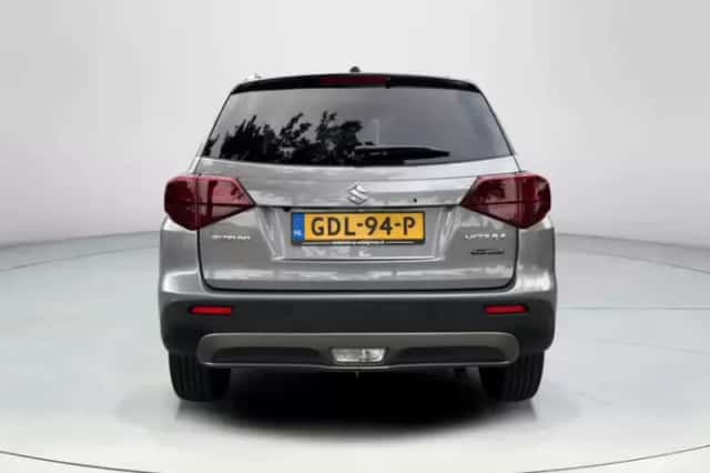 Suzuki Vitara (2024) thumbnail 5