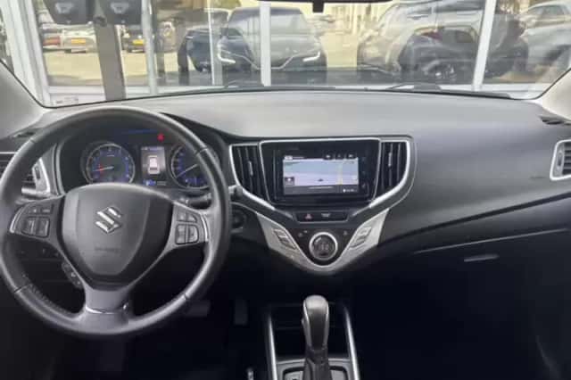 Suzuki Baleno (2016) thumbnail 6