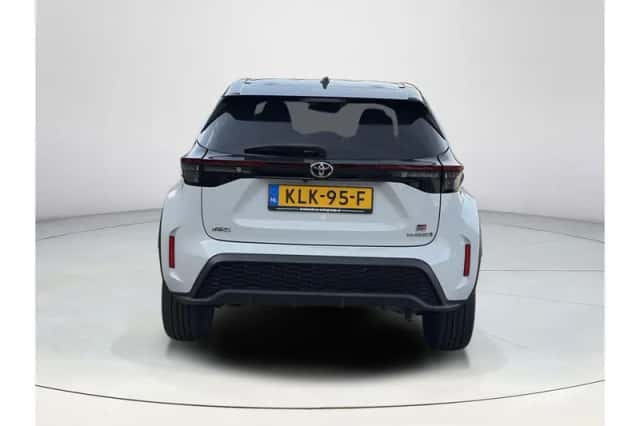 Toyota Yaris Cross (2023) thumbnail 4