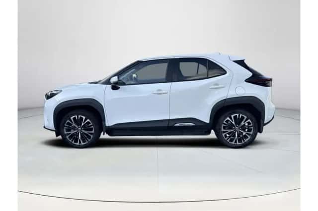 Toyota Yaris Cross (2022) thumbnail 2
