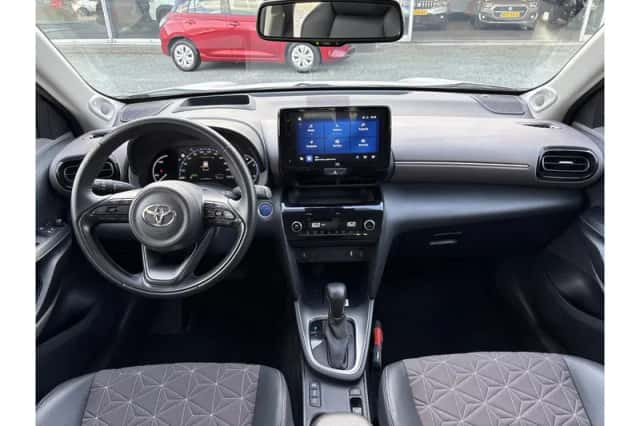 Toyota Yaris Cross (2022) thumbnail 6