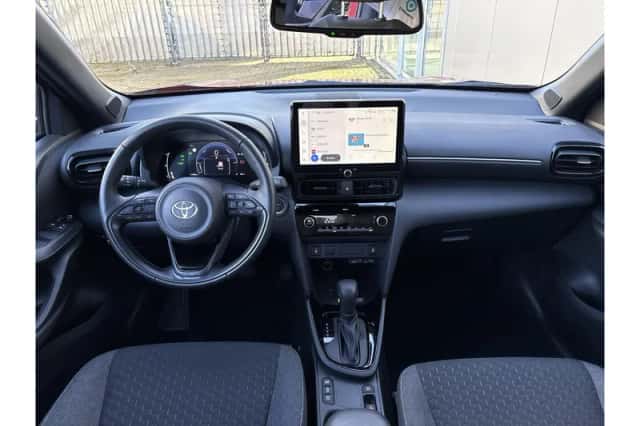 Toyota Yaris Cross (2025) thumbnail 6