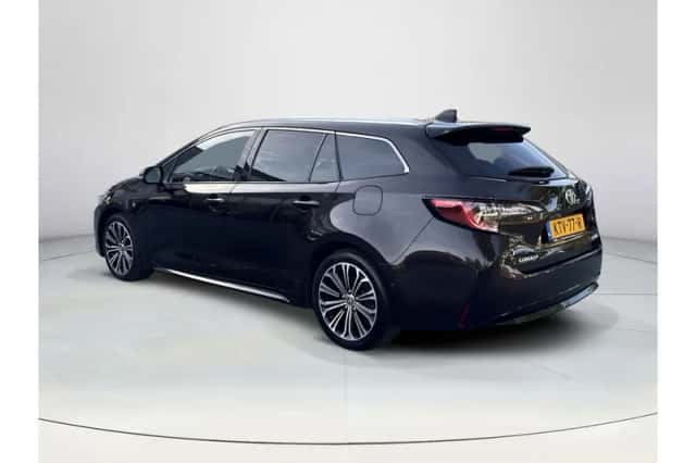 Toyota Corolla (2023) thumbnail 3