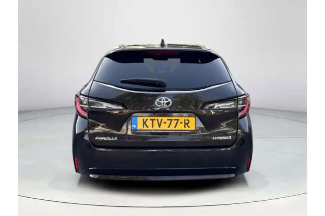 Toyota Corolla (2023) thumbnail 5