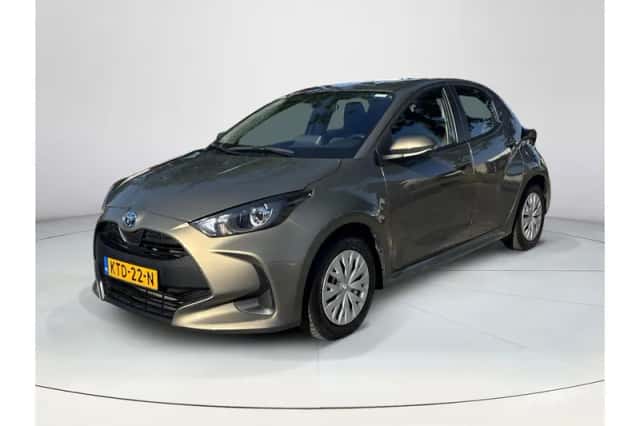 Toyota Yaris (2022) thumbnail 1