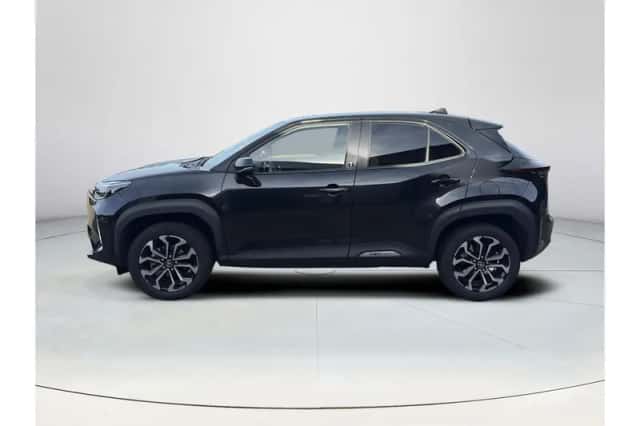 Toyota Yaris Cross (2023) thumbnail 2
