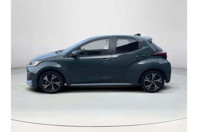 Toyota Yaris (2025) thumbnail 2