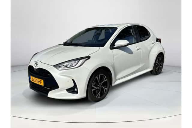 Toyota Yaris (2026) thumbnail 1
