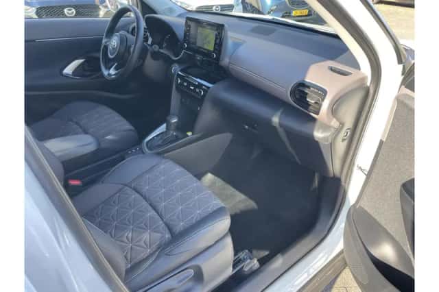 Toyota Yaris Cross (2022) thumbnail 6