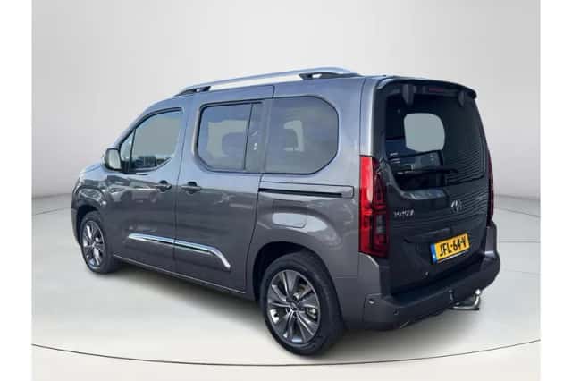 Toyota ProAce City Verso (2022) thumbnail 3