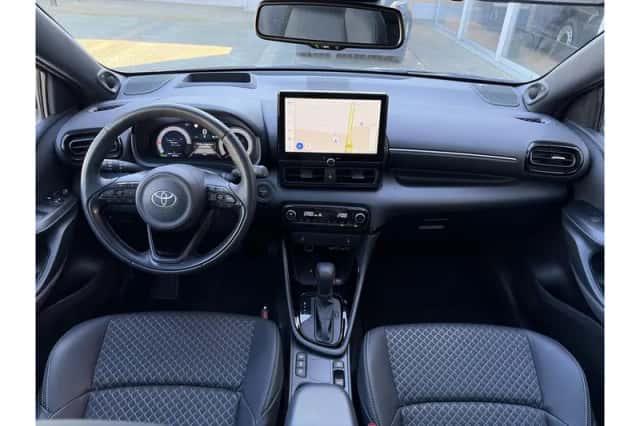 Toyota Yaris (2025) thumbnail 6