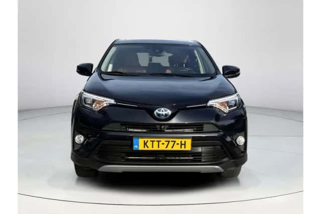 Toyota RAV4 (2018) thumbnail 5