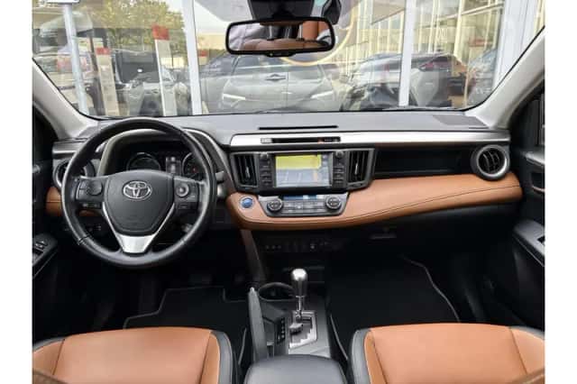 Toyota RAV4 (2018) thumbnail 6