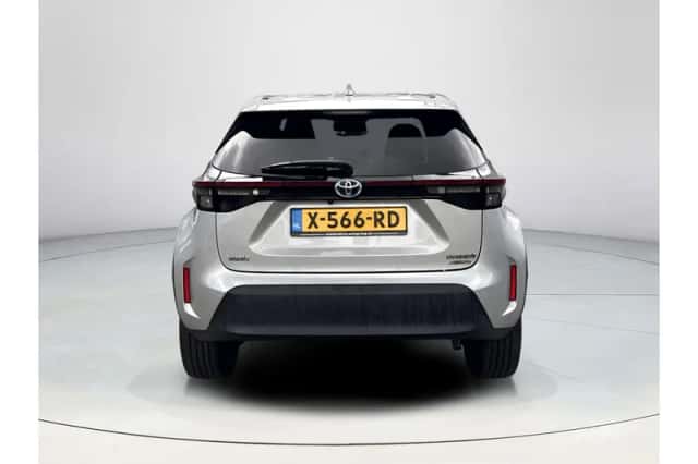 Toyota Yaris Cross (2021) thumbnail 4