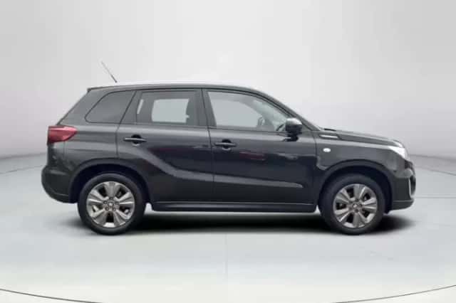 Suzuki Vitara (2019) thumbnail 6