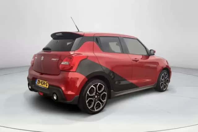 Suzuki Swift (2019) thumbnail 5